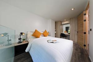 Pool Access Utopia Loft, just 10 min from Nai Harn Beach, UTL A116