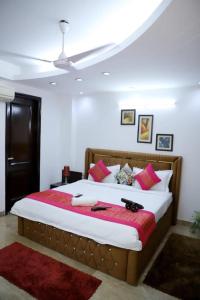 Hotel Divine India Noida
