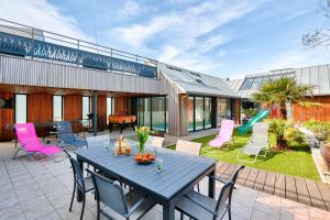 Maisons de vacances La maison bleue - Erquy - Piscine couverte : photos des chambres
