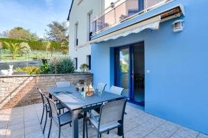 Maisons de vacances La maison bleue - Erquy - Piscine couverte : Maison de Vacances