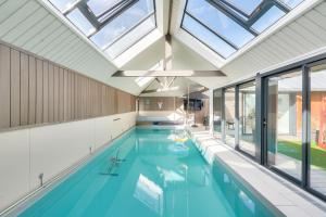 Maisons de vacances La maison bleue - Erquy - Piscine couverte : photos des chambres