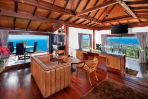 Luxury 4 pool Seaview 6 bedroom Villa on Surin Hill