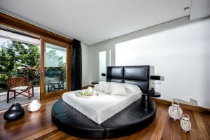 Acalle Delicate Suite