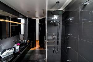 Acalle Delicate Suite