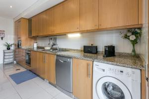 GuestReady - Luxe living by the pool