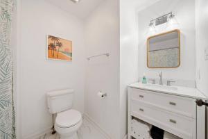 Shore Break at CB - 1 Block to Beach Access