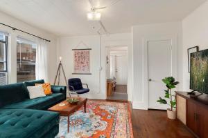 The Wildflower- Monthly Rental - Walk Everywhere