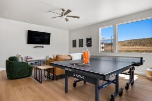 Five-Bedroom House room in Paddle and Play townhouse
