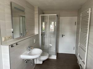 Ferienhaus Constanze Mücheln am Geiseltalsee für bis zu 6 Personen, Terrasse, Garage