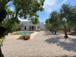 Splendida Villa con piscina a 10 minuti dal mare