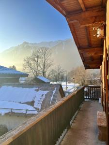 Le Chaney - T2 dans chalet - Massif du Mont-Blanc