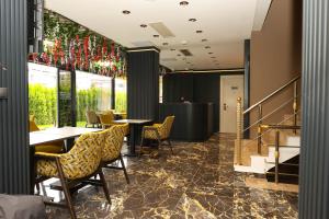 Gardenmode Airport Hotel