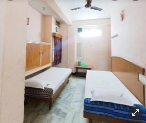 Ganesh Lodge