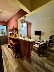 Cálido y céntrico departamento!