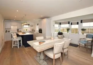 Driftwood - Christon Bank - Ellingham