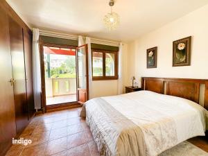 Bright 3-Bedroom Townhouse - Las Lomas - BAU01