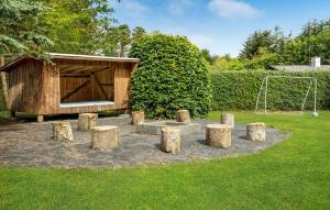 4 Bedroom Lovely Home In Tarm