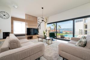 Luxury Villa Olivetum with Heated Pool, Sea View & Sauna - Okrug Gornji