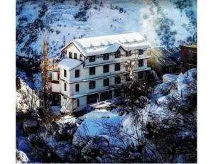 Tashi Deleg Hotel and Restaurant, Lahaul and Spiti - Tāndi