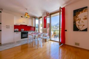 Apartment with Balcony room in Claz House