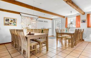 7 Bedroom Awesome Home In Rønde