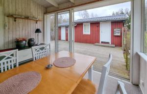 3 Bedroom Pet Friendly Home In Källby