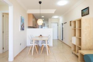 Home2Book Amazing Sea Views & Terrace, El Porís