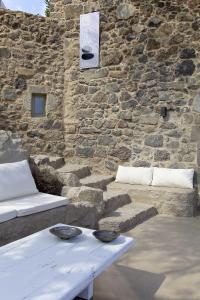 MELANOPETRA boutique apartments Nisyros Greece