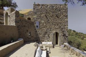 MELANOPETRA boutique apartments Nisyros Greece