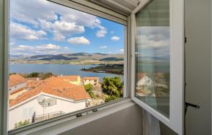 Amazing Home In Karin