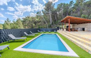 Amazing Home In Karin