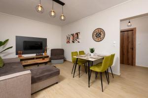 Secret Garden Apartment