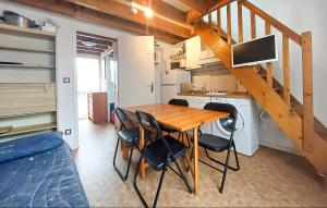 Maisons de vacances Stunning Home In Saint-philibert With Kitchen : photos des chambres