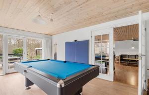 Awesome Home In Hals With Wifi