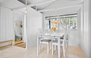 Nice Home In Store Fuglede With Wifi