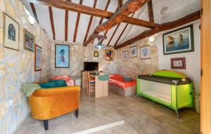 Gorgeous Home In Benkovac 