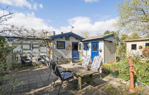 2 Bedroom Pet Friendly Home In Køge