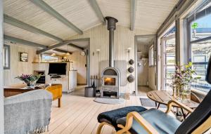 2 Bedroom Pet Friendly Home In Køge