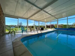 Gîte Rosalie, piscine couverte chauffée - Au bord de l'eau Conciergerie - 皮艾洛