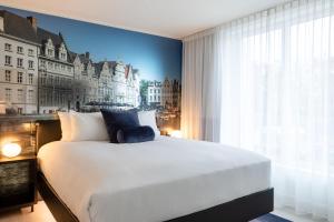 Standard, Studio, 1 Queen, Courtyard view room in Residence Inn Ghent by Marriott