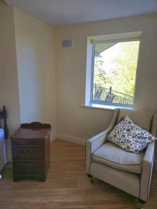 Gracian OMB Dublin Apartment