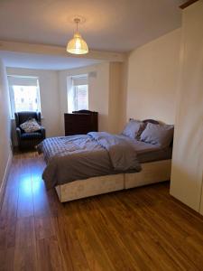 Gracian OMB Dublin Apartment