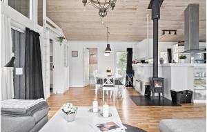 Awesome Home In Væggerløse With Sauna