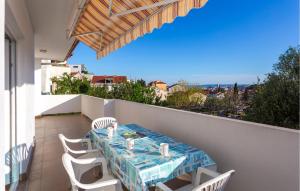 Awesome Apartment In Rab With 2 Bedrooms