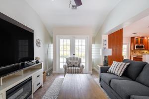 Delray Oasis: Pool, Gazebo & Beach Access