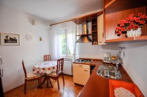 Ferienwohnung für 2 Personen ca 30 qm in Novigrad, Istrien Istrische Riviera - b44272