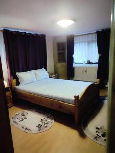 Popasul Poiana Mărului