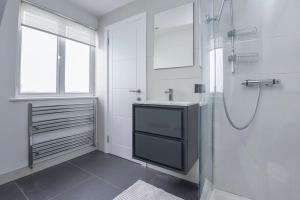 Modern 3 Bed Flat in Finchley