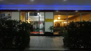 Mango Bedroom Inn - Makkaszan