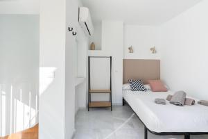 Dos de Mayo Olehousing